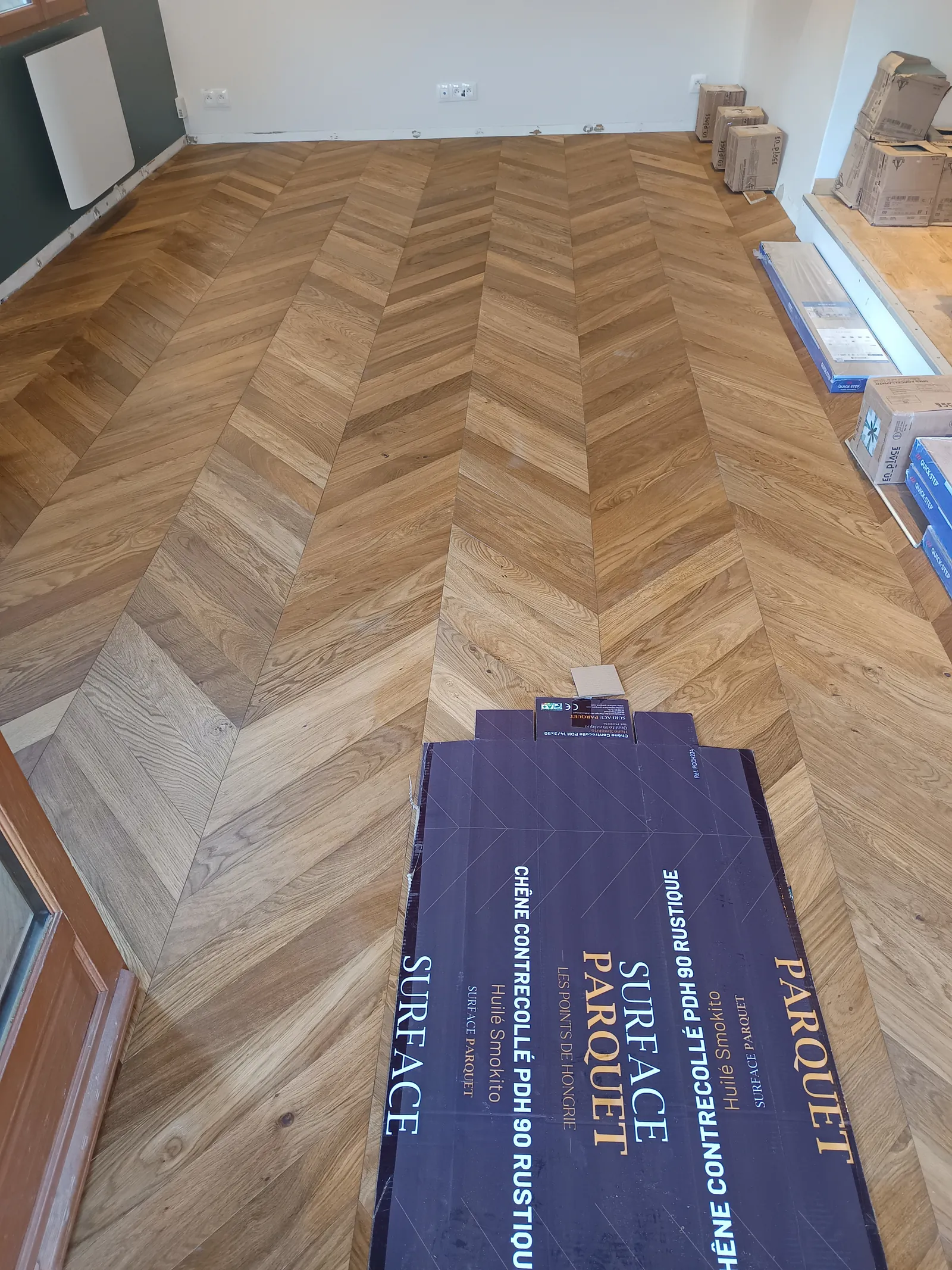 Après pose parquet point de Hongrie chêne huilé Smokito — salon de caractère Eure 27